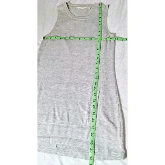 Athleta Open Cut Out Back Tank Top Sleeveless Grey Women's size XS - Picture 6 of 6